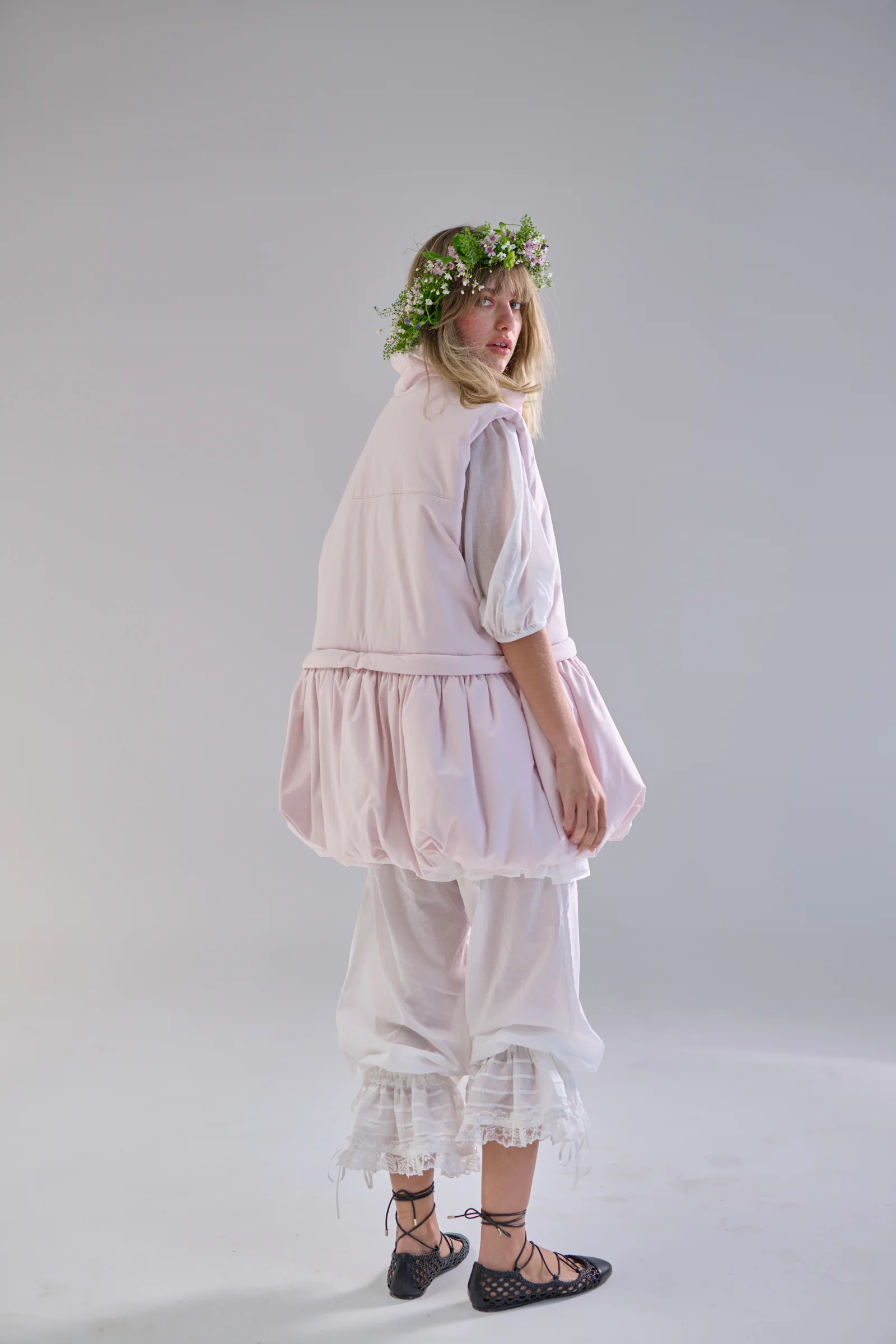 En Pointe Puffer Vest - Image 17