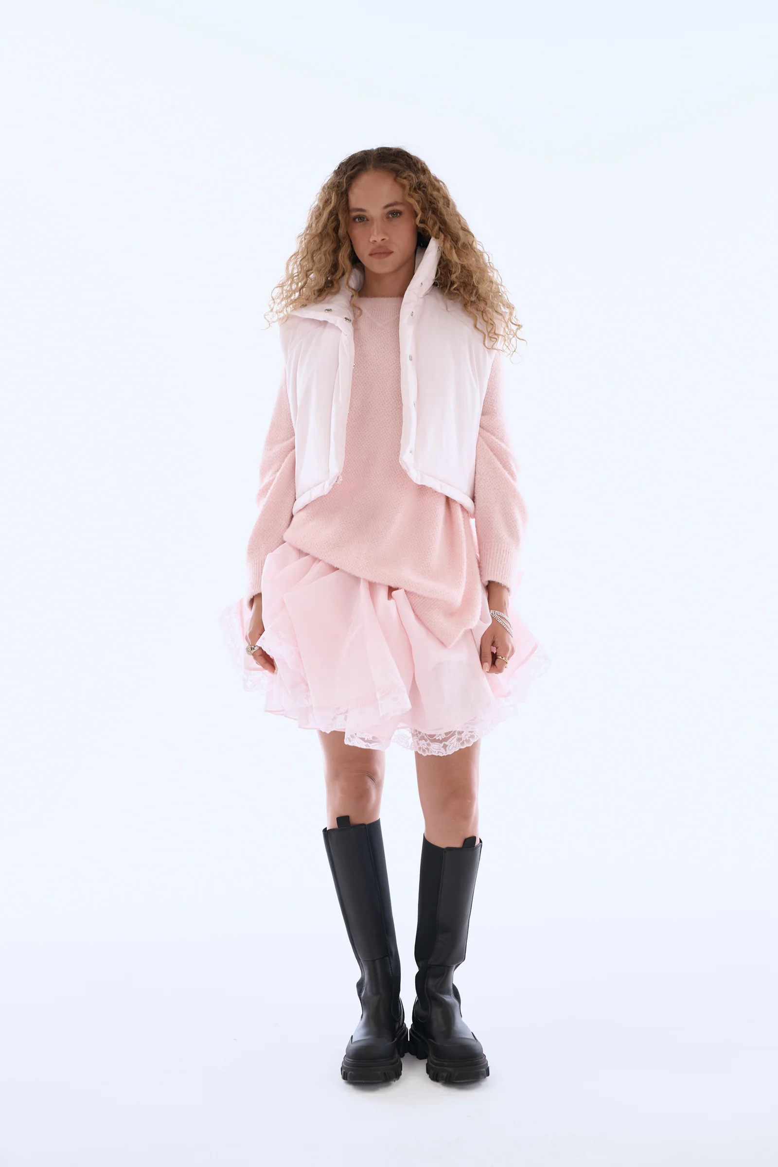En Pointe Puffer Vest - Image 9