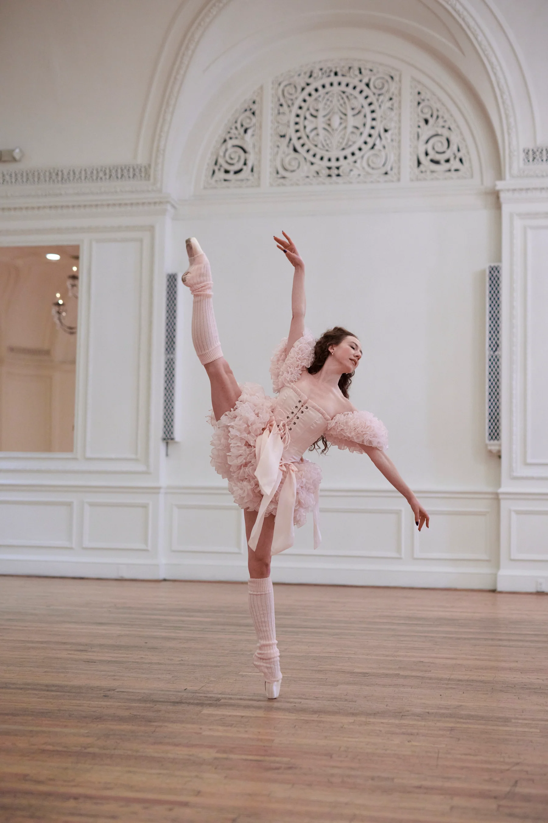 En Pointe Silk Paris Corset - Image 10