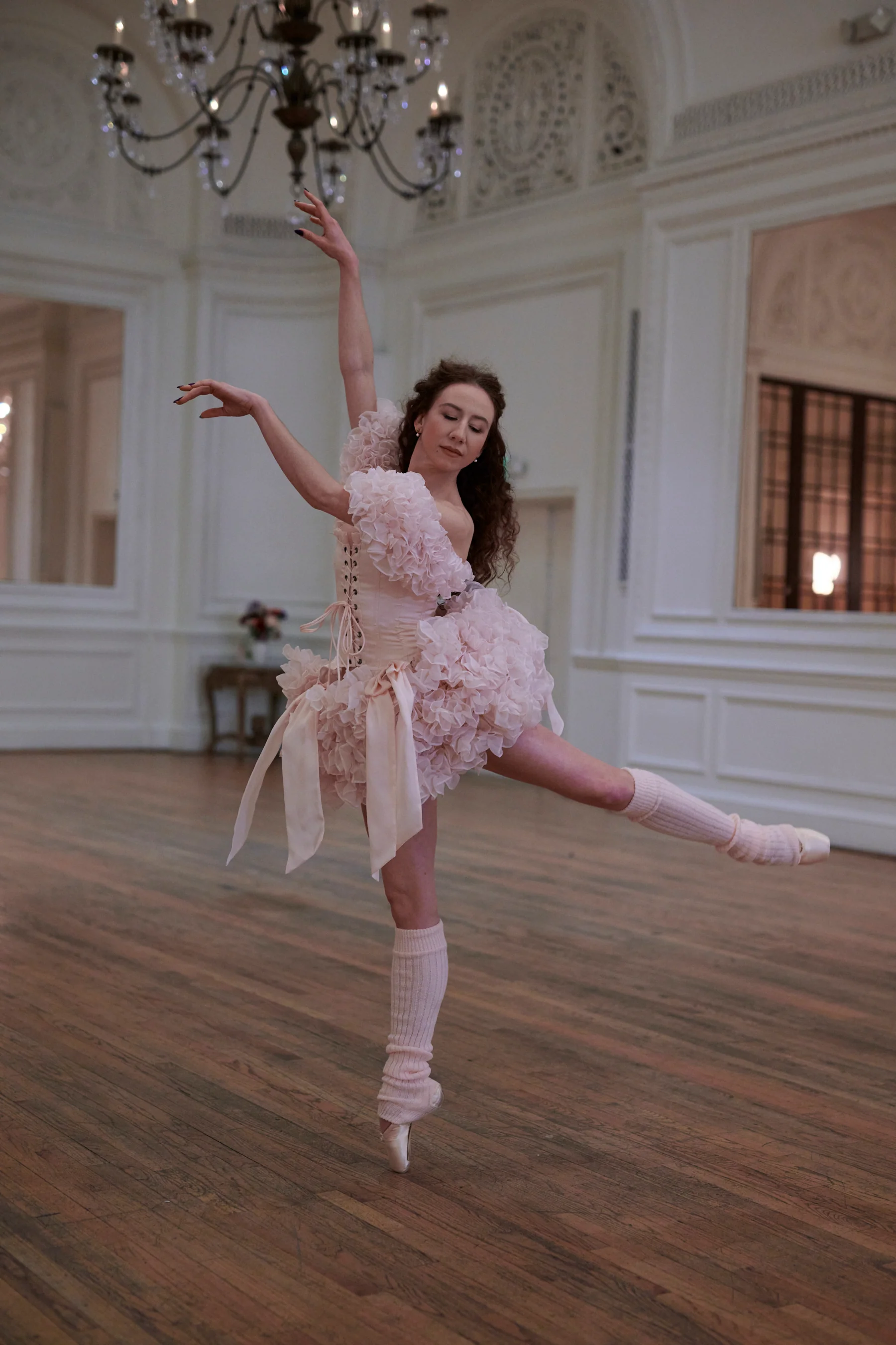 En Pointe Silk Paris Corset - Image 9