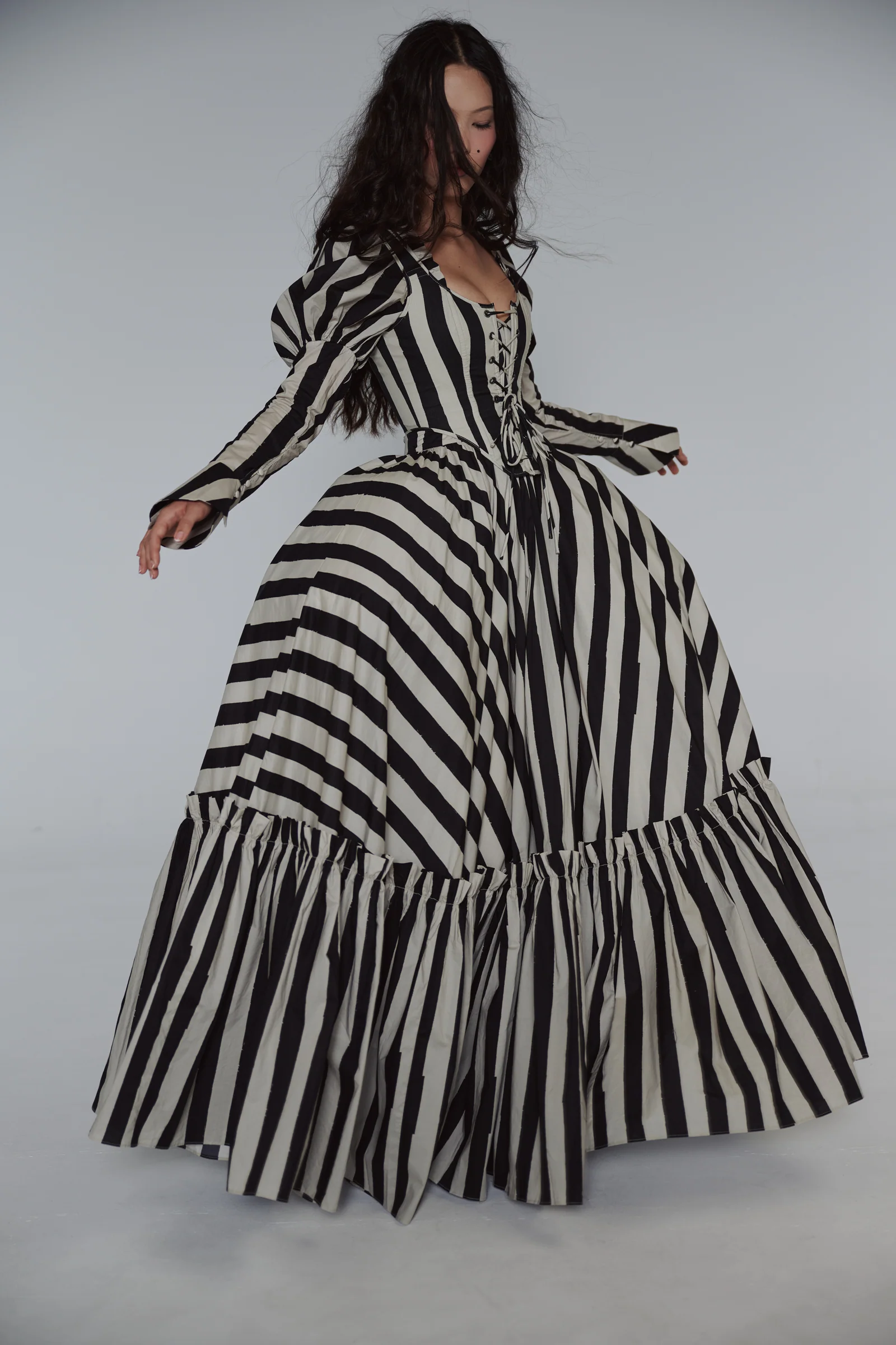 The Buccaneer Astronomers Gown - Image 15