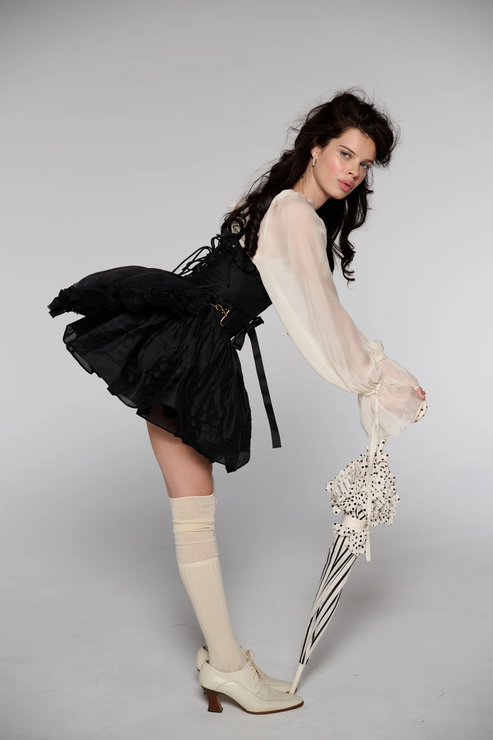 The Caviar Bum Roll Bag - Image 40