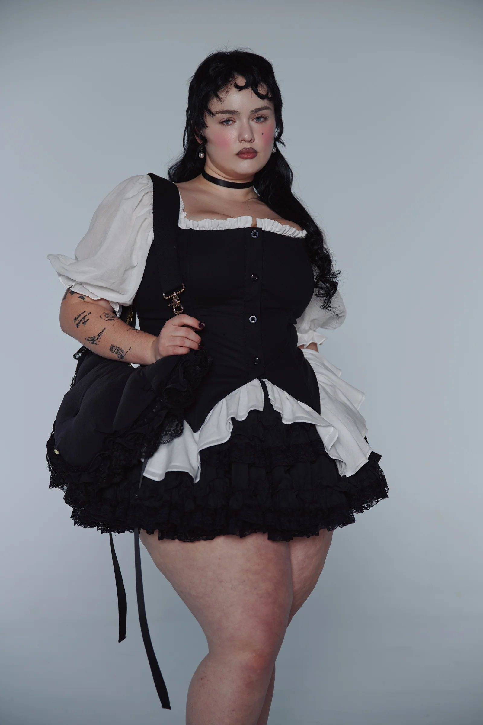 The Caviar Bum Roll Bag - Image 7