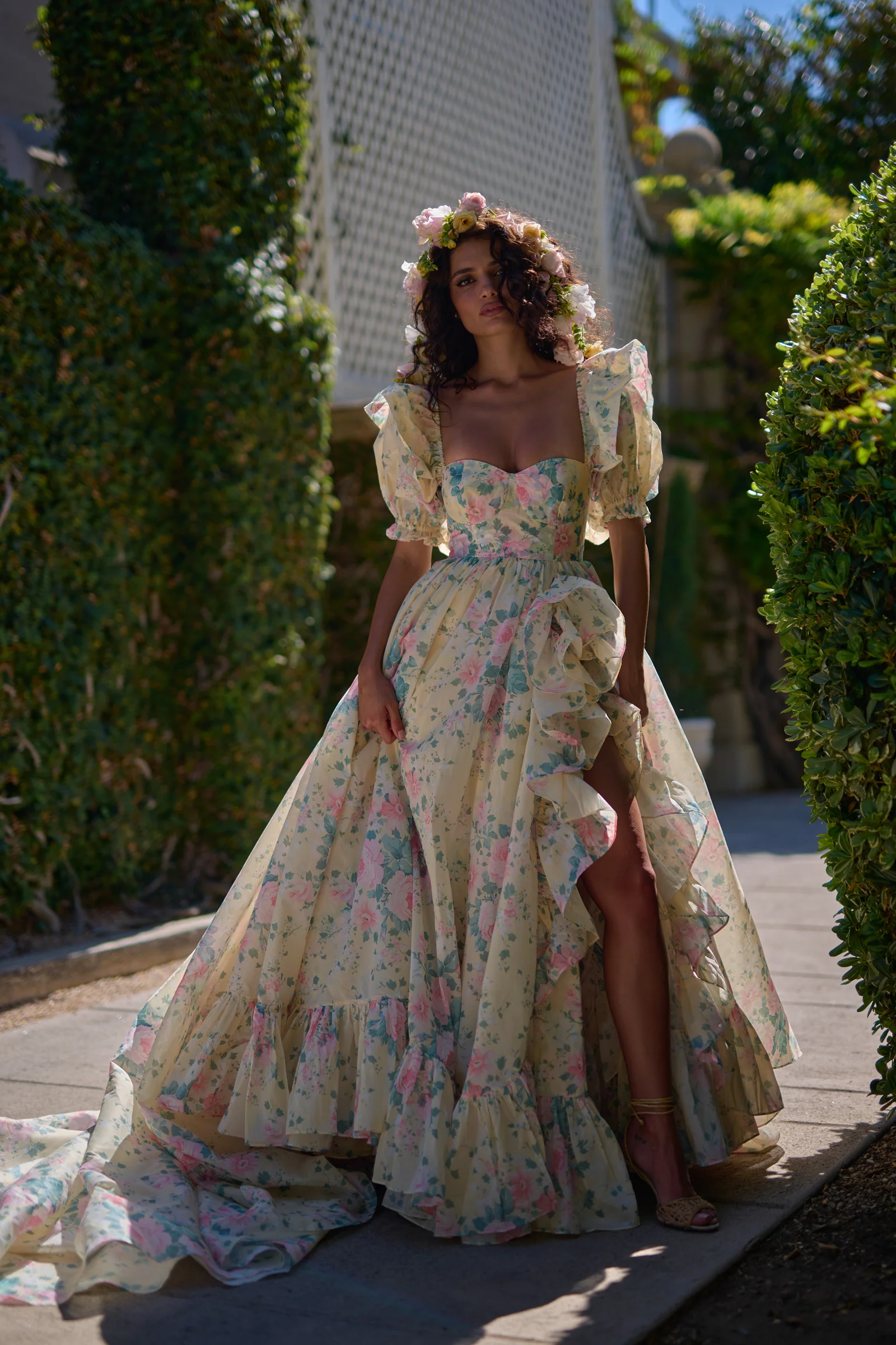 The Fantasy In Bloom Gown - Image 4