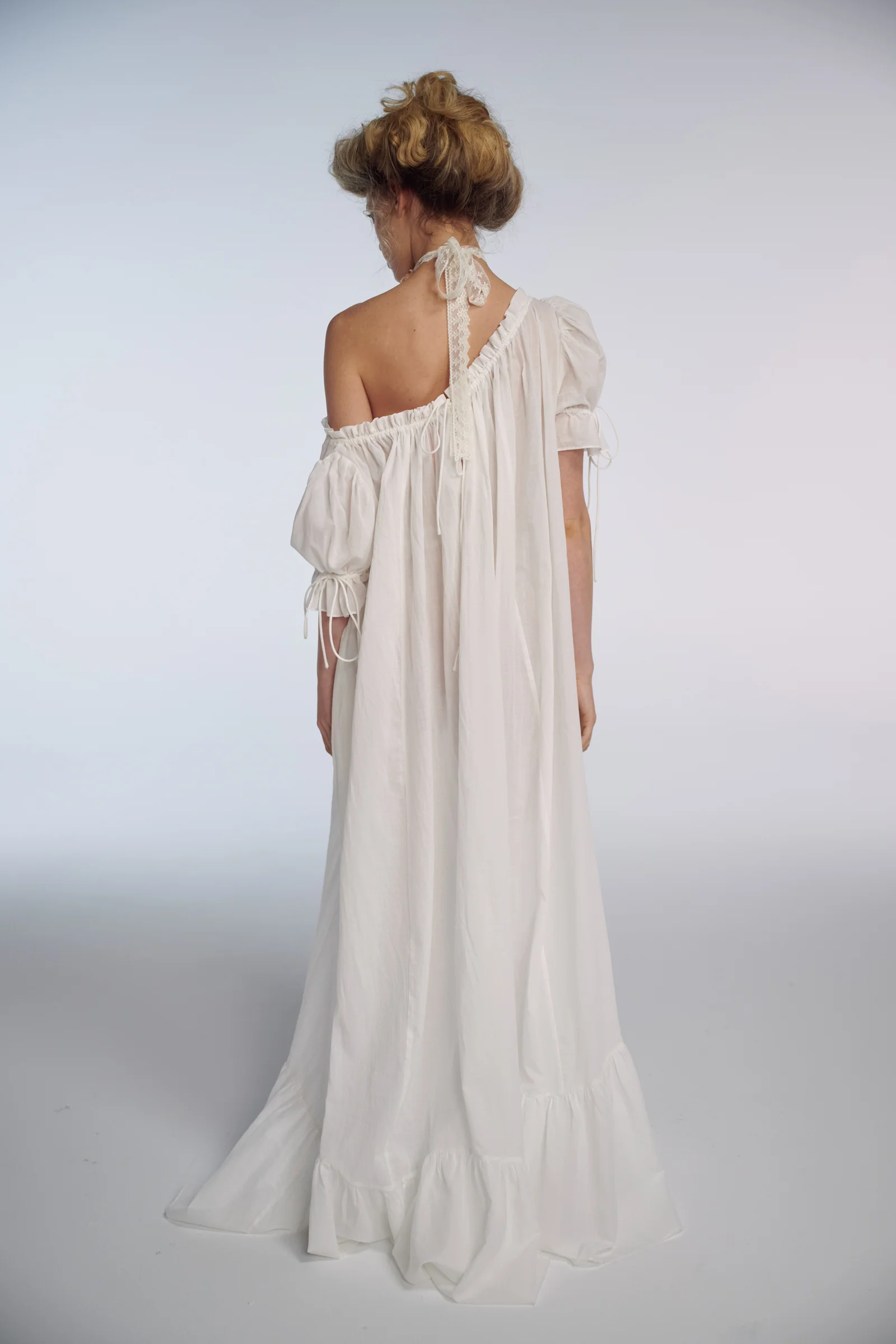 The Ivory Antique Chemise Gown - Image 11
