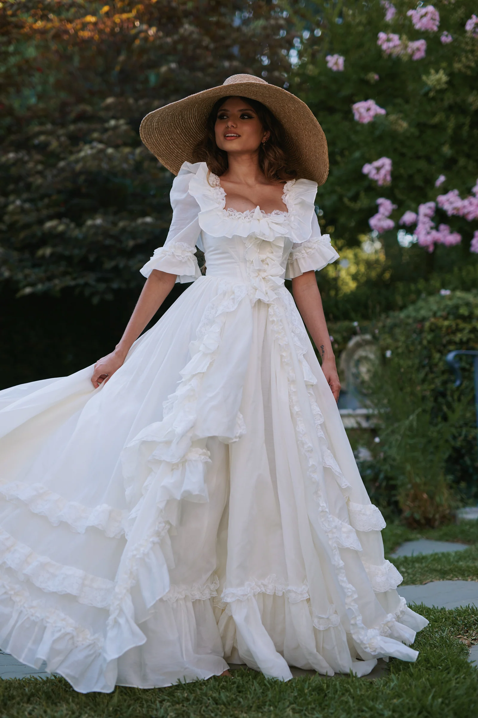 The Ivory Silk Organdy Antoinette Gown - Image 7