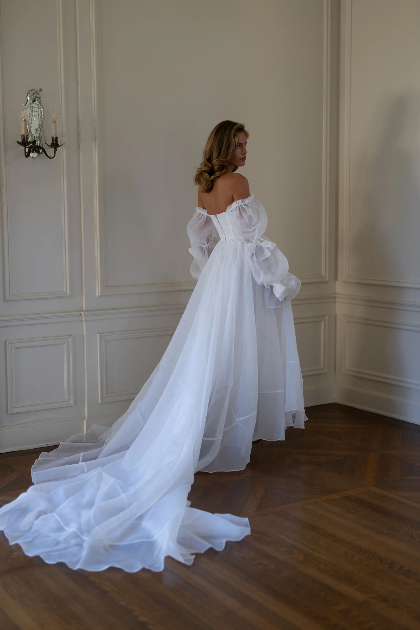 The Ivory Capulet Gown - Image 12