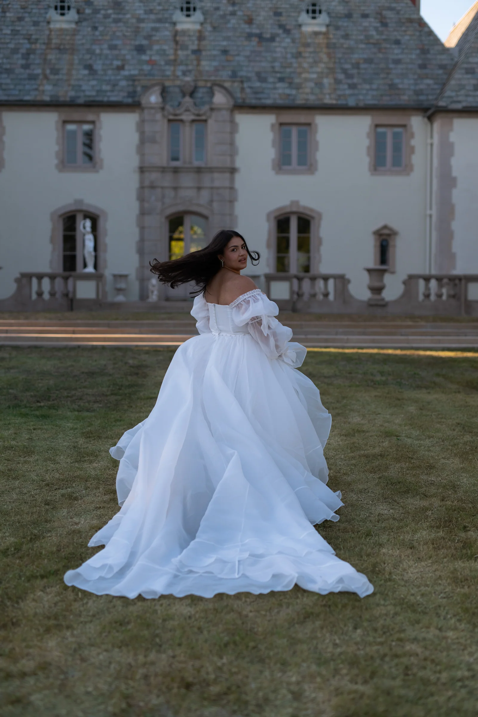 The Ivory Capulet Gown - Image 5