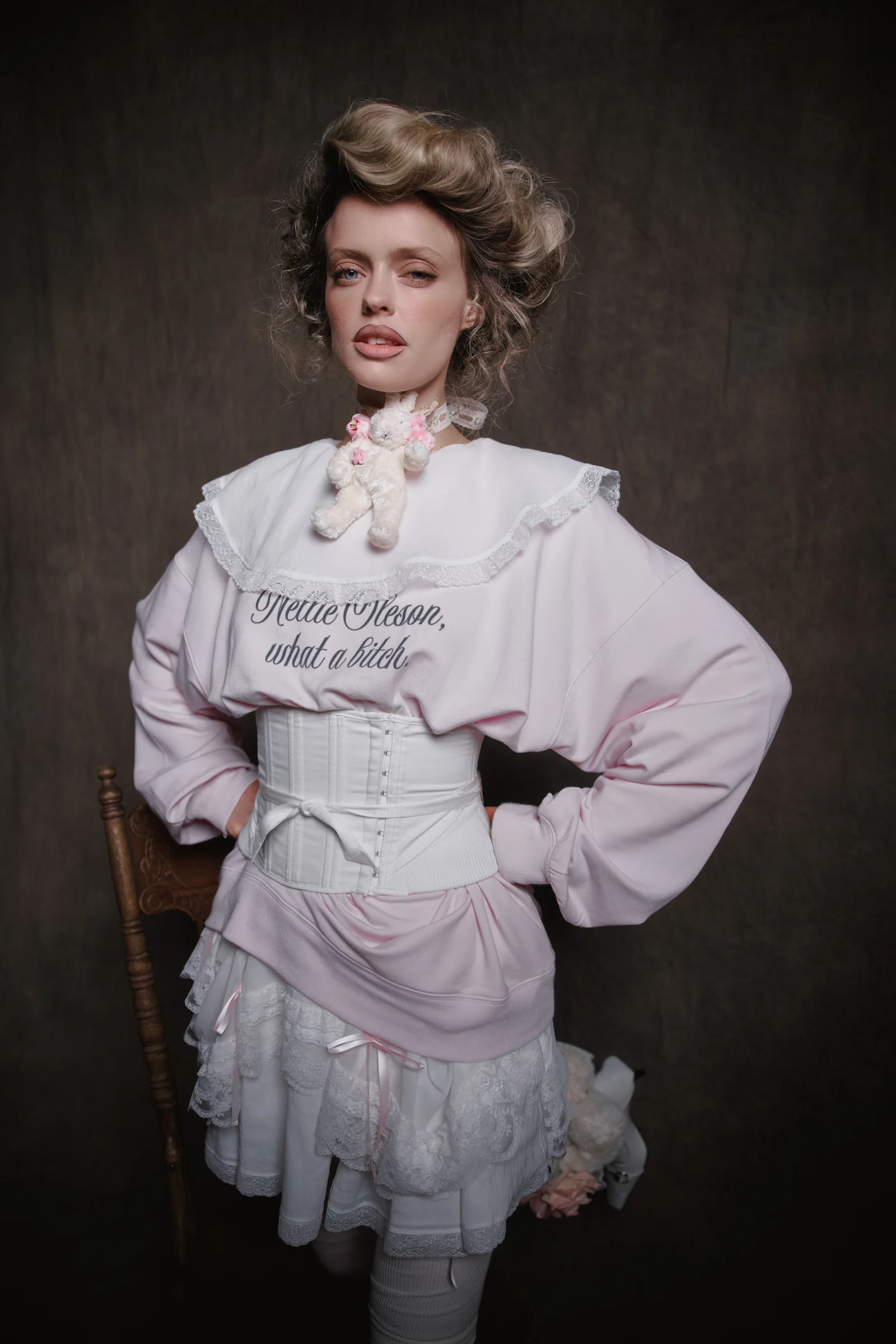 The Ivory Hourglass Waist Corset - Image 6