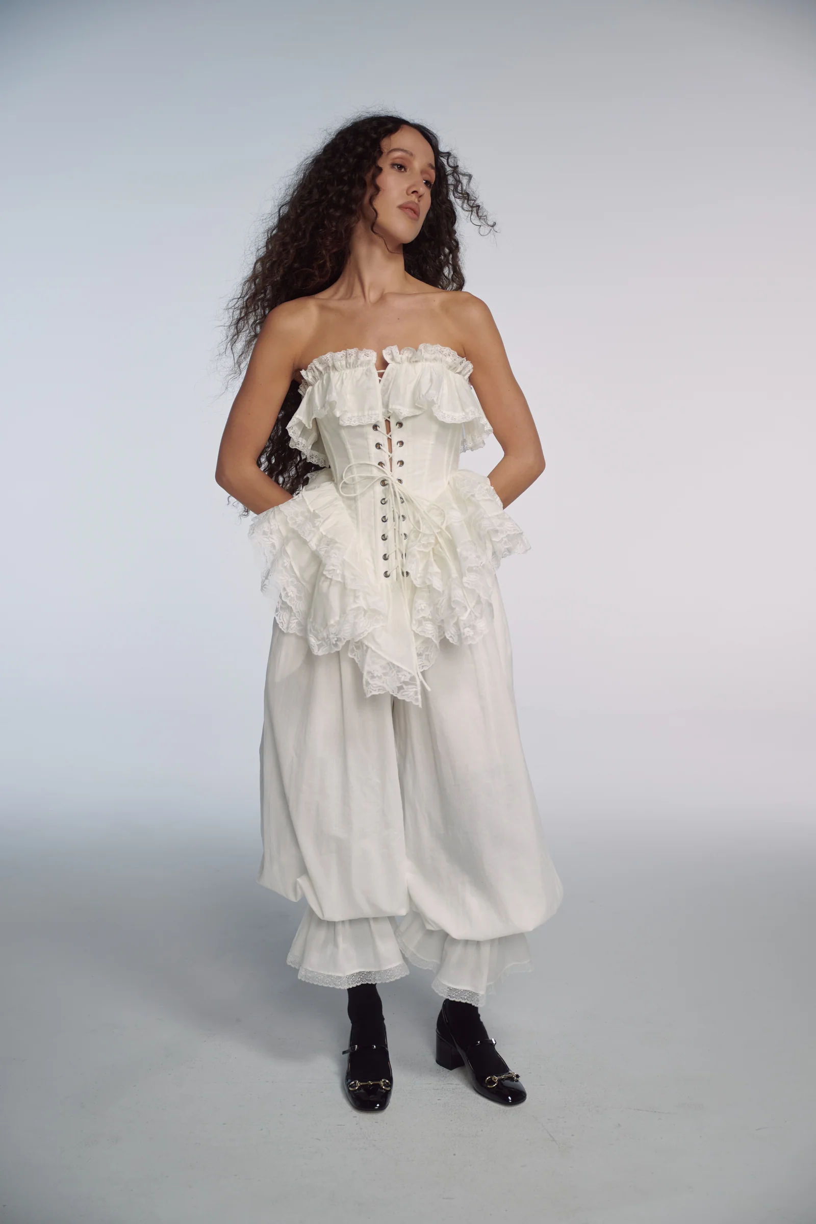 The Ivory Ren Faerie Corset - Image 7