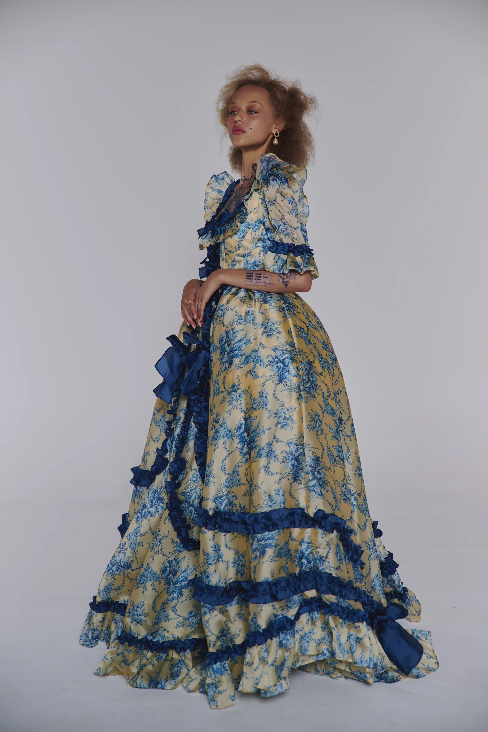 The Silk Satin Lumière Antoinette Gown - Image 15