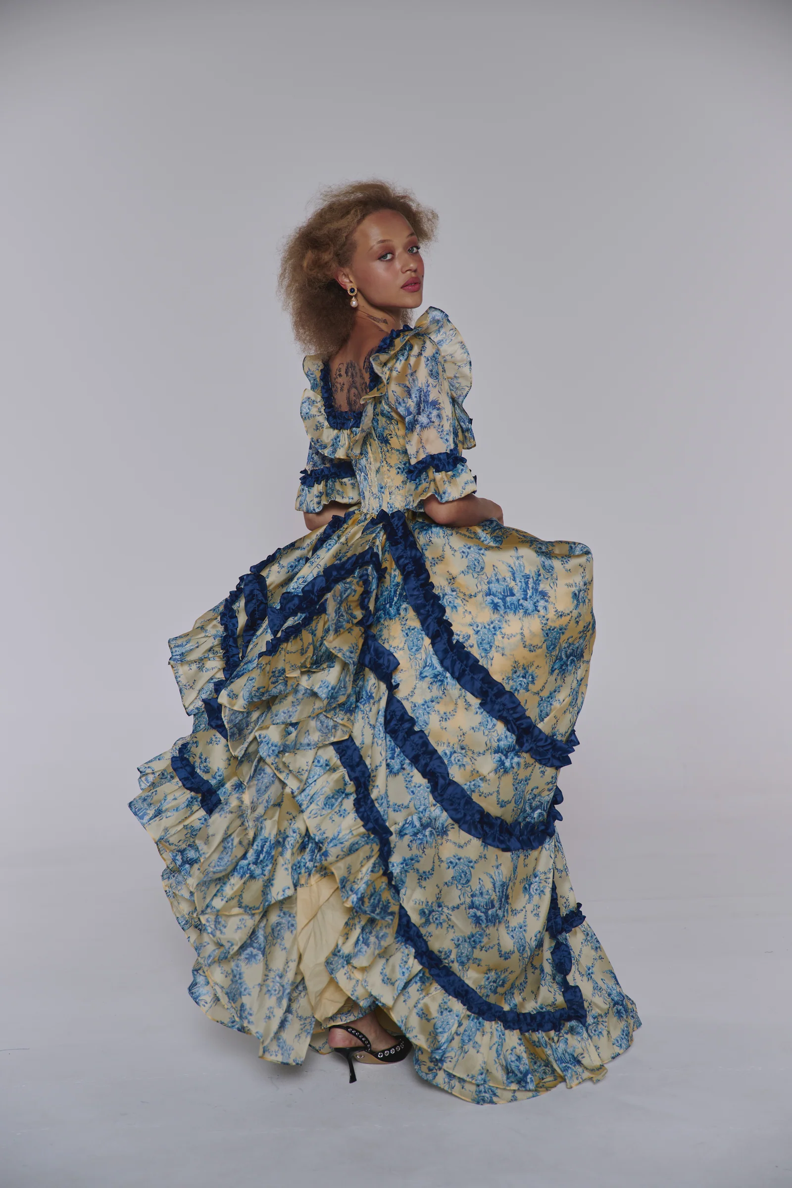 The Silk Satin Lumière Antoinette Gown - Image 16