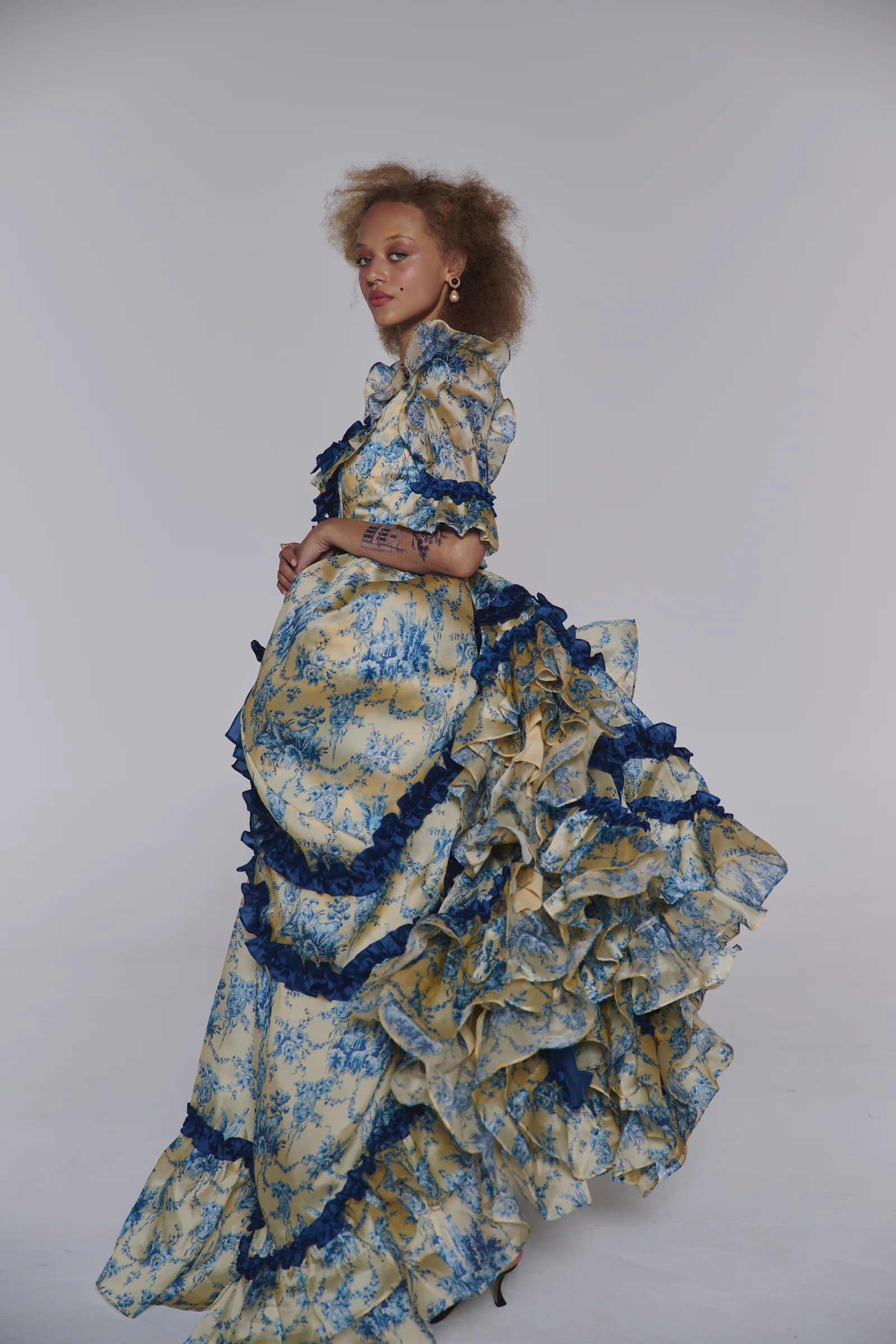 The Silk Satin Lumière Antoinette Gown - Image 7