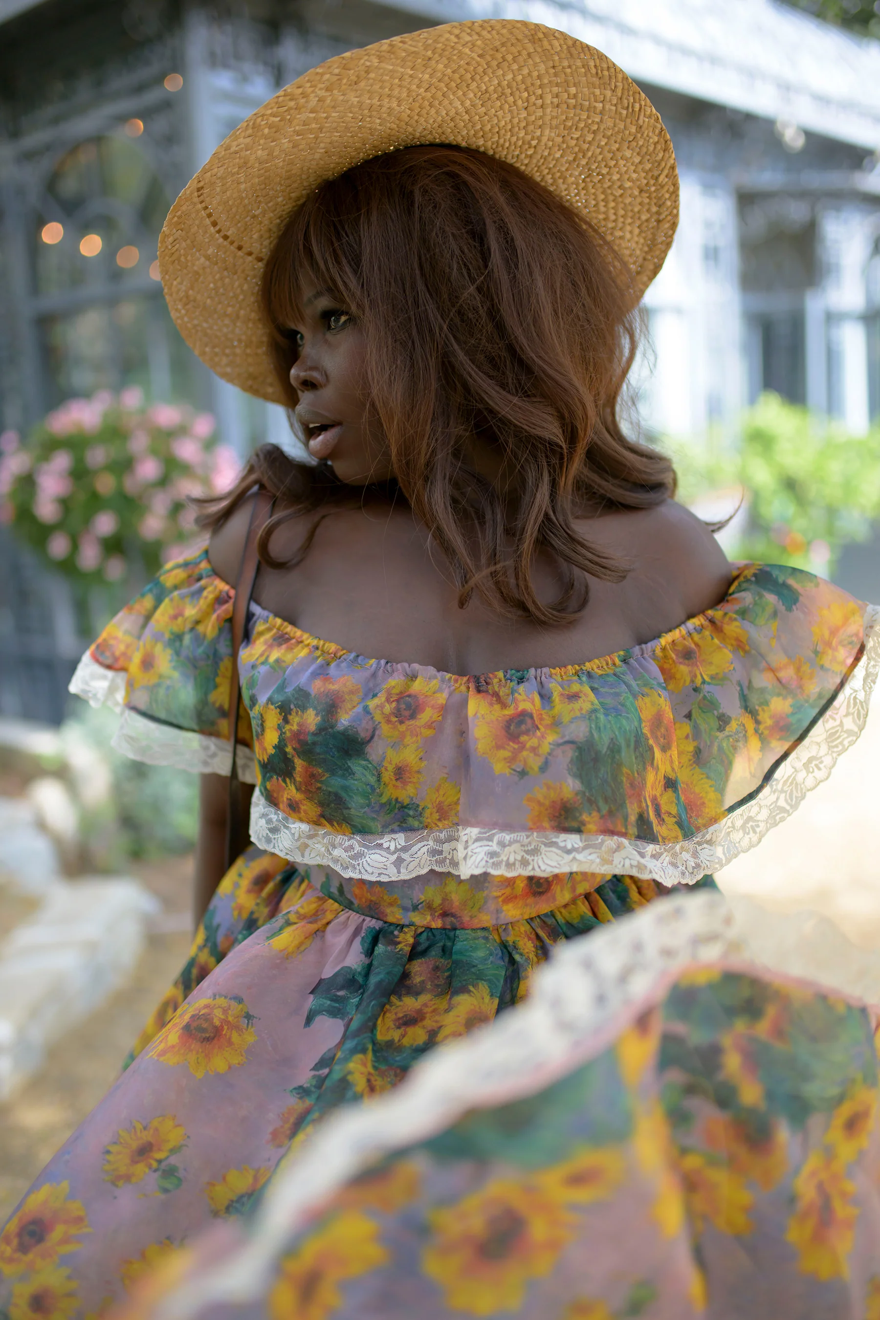 The Monet Sunflowers Romance Novella - Image 5