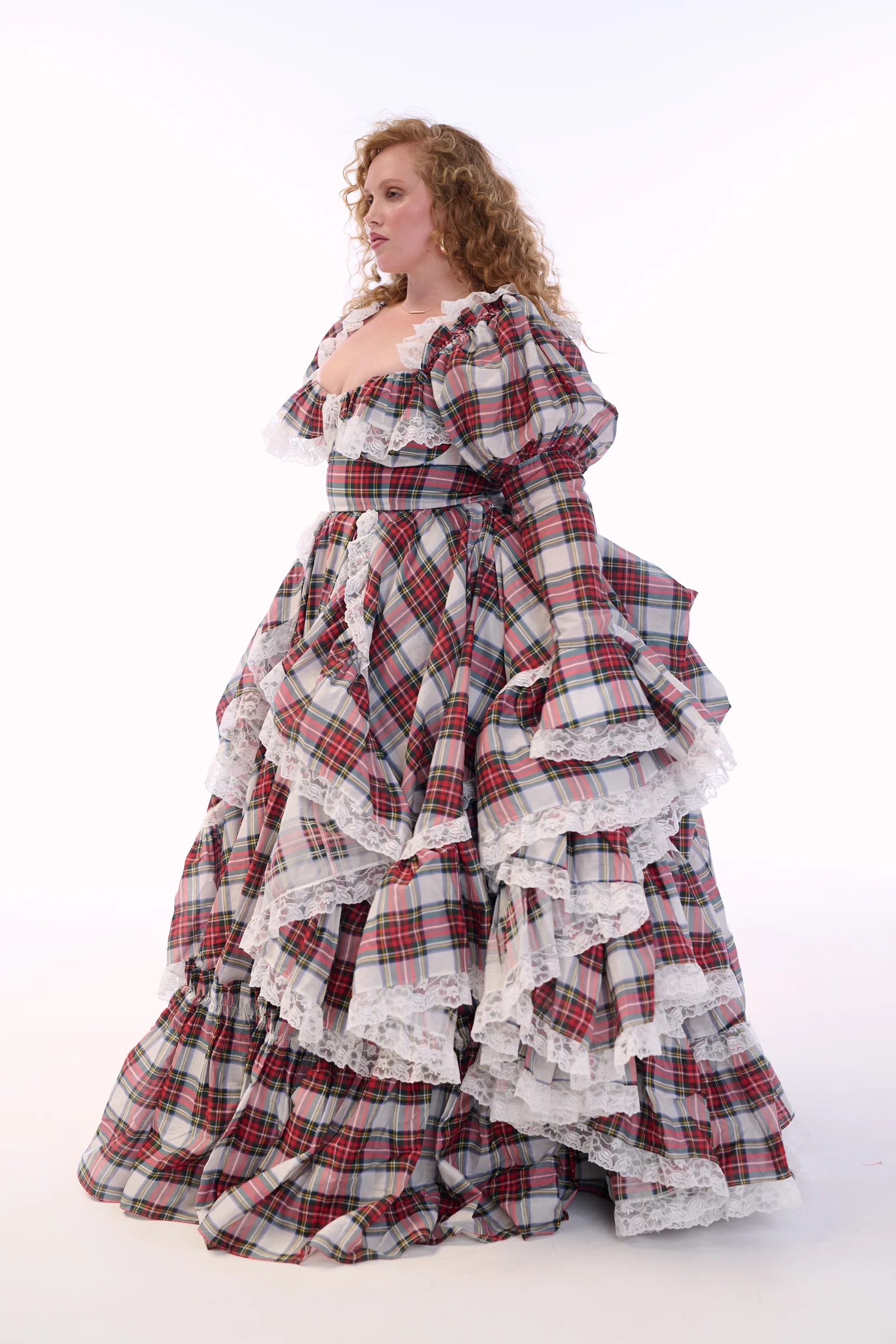 The Edinburgh Maiden Gown - Image 22