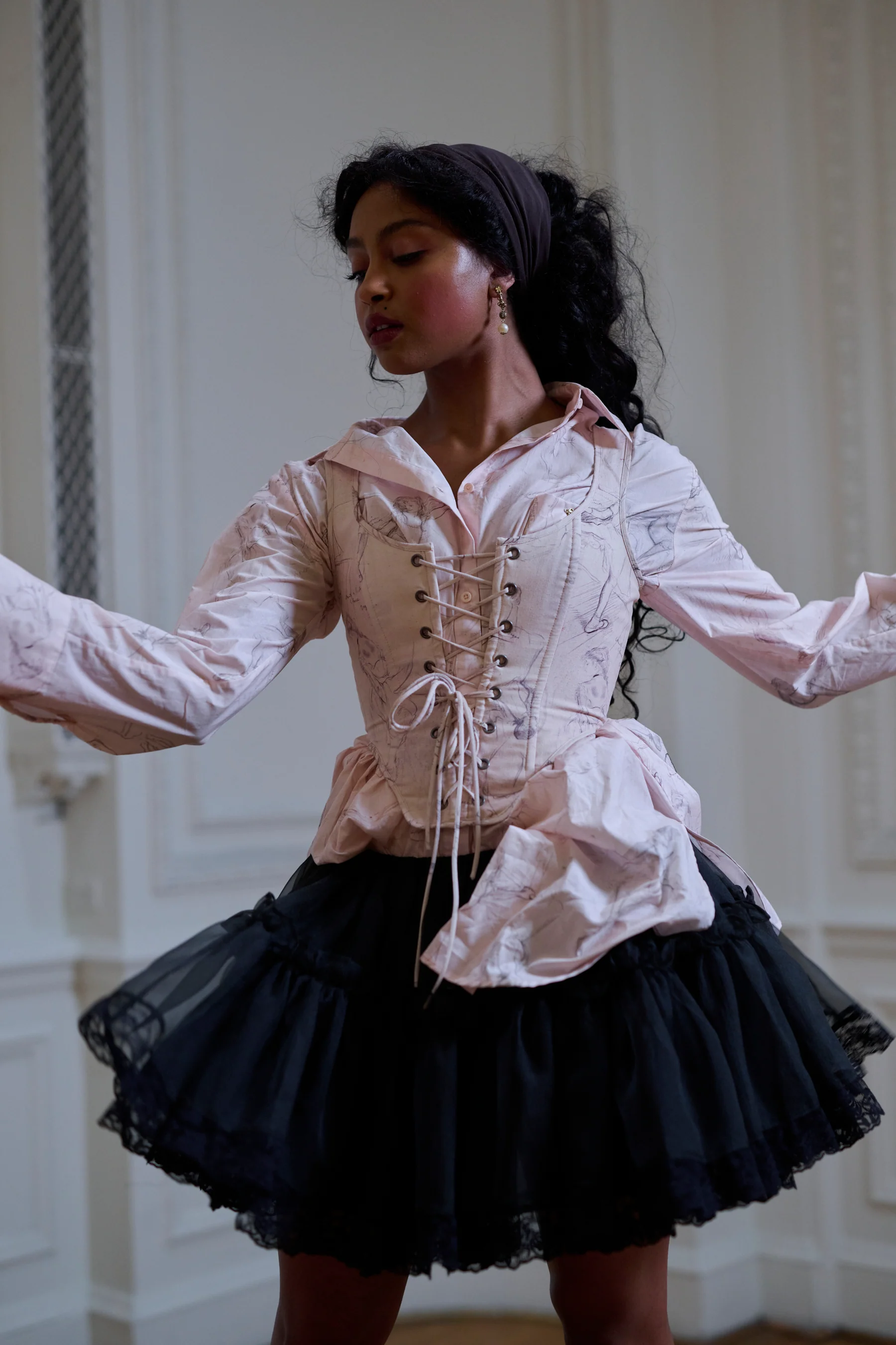 The Sketch Duchess Corset - Image 3