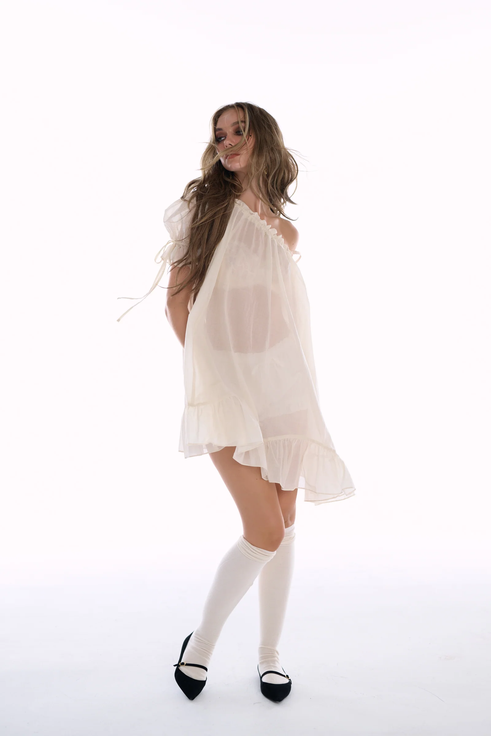 The Vanilla Antique Chemise - Image 4