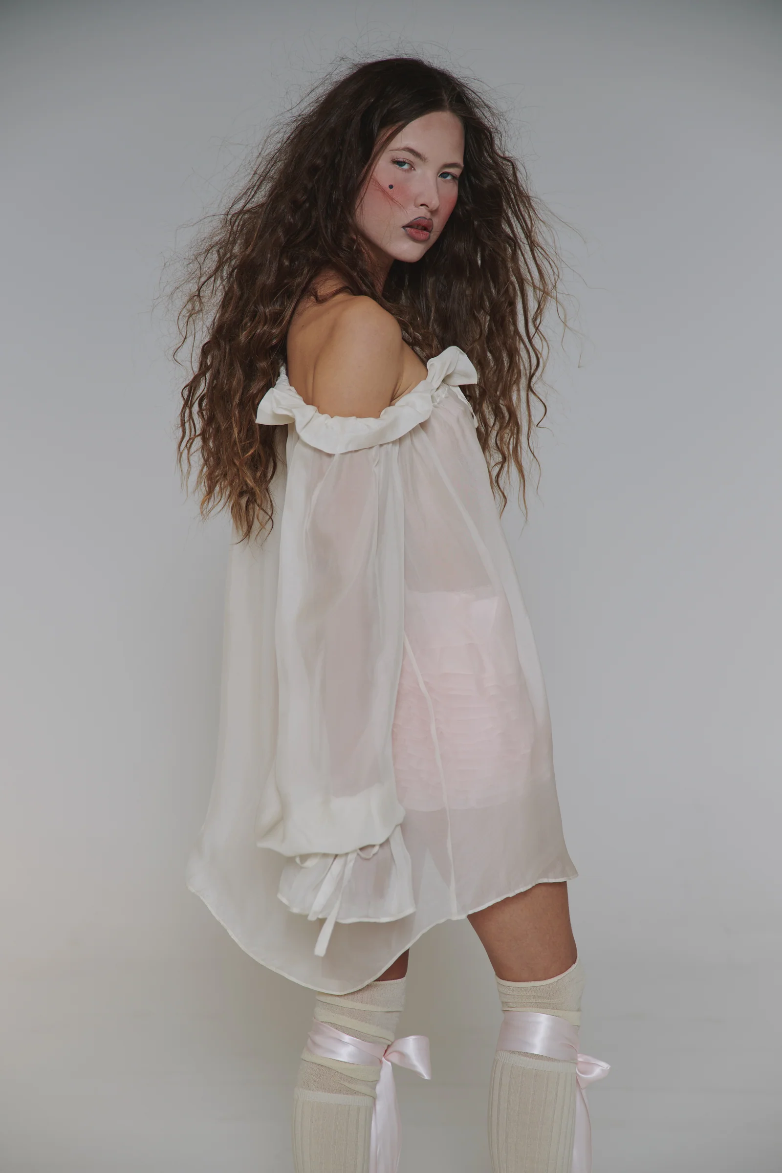 The Silk Vanilla Shakespeare Blouse - Image 4